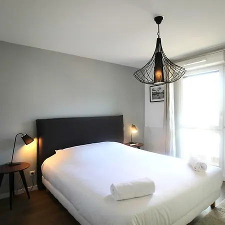Apartment Avec Parking - Cite Du Vin
